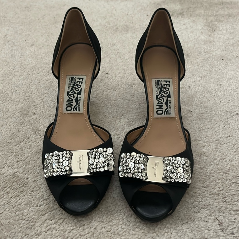 Ferragamo low heels